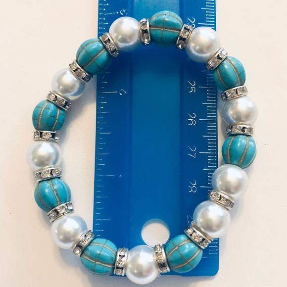 Set of 3 Turquoise Pearl Stretch Bracelets - Picture 5 of 8